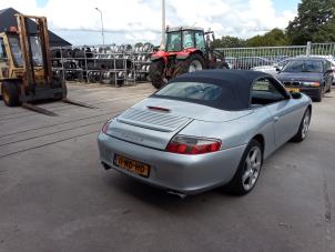 Porsche 911 3.6 Carrera 4 24V Sloopvoertuig (2003, Grijs)