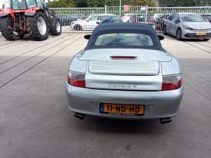 Porsche 911 3.6 Carrera 4 24V Sloopvoertuig (2003, Grijs)