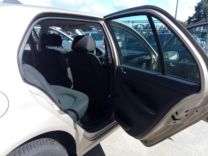 Skoda Fabia 1.2 HTP Sloopvoertuig (2005, Beige)