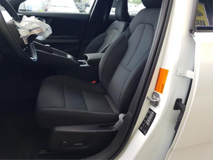 Polestar Polestar 2 63kWh Standard Range Single Motor Sloopvoertuig (2021, Wit)