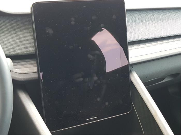 Polestar Polestar 2 63kWh Standard Range Single Motor Sloopvoertuig (2021, Wit)