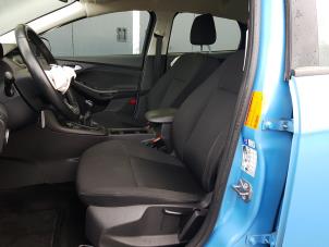 Ford Focus 3 1.0 Ti-VCT EcoBoost 12V 100 Sloopvoertuig (2016, Blauw)