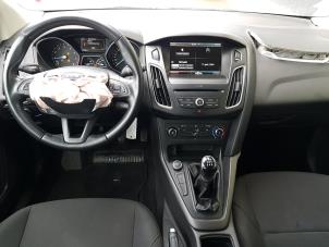Ford Focus 3 1.0 Ti-VCT EcoBoost 12V 100 Sloopvoertuig (2016, Blauw)