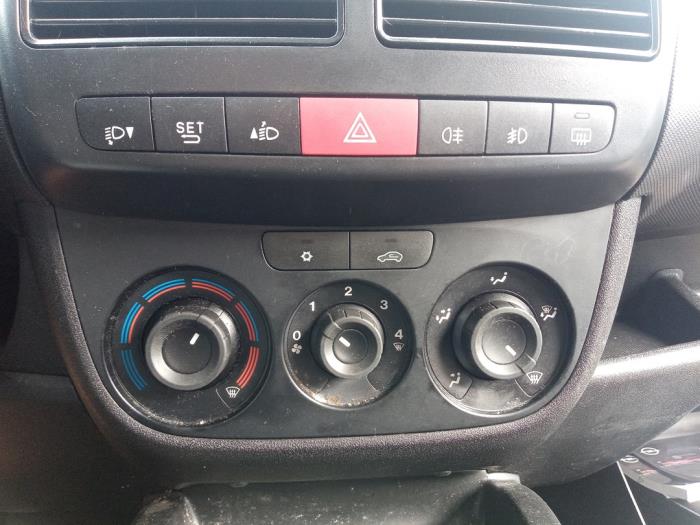 Opel Combo 1.3 CDTI 16V Sloopvoertuig (2018, Wit)