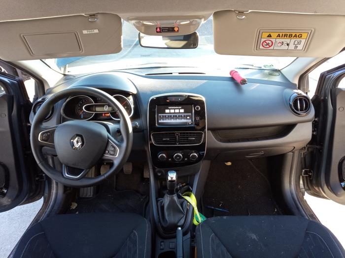 Renault Clio IV 0.9 Energy TCE 90 12V Sloopvoertuig (2019, Grijs)