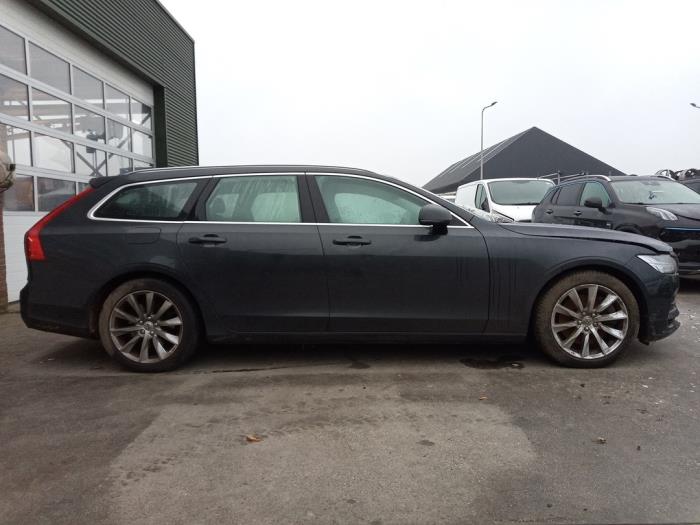 Volvo V90 II 2.0 T5 16V Sloopvoertuig (2017, Grijs)