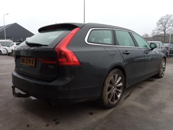 Volvo V90 II 2.0 T5 16V Sloopvoertuig (2017, Grijs)