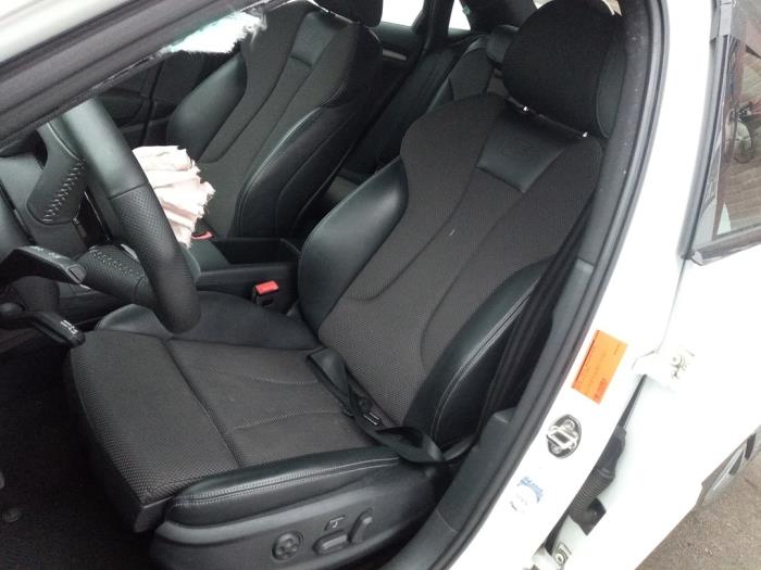 Audi A3 Limousine 1.5 TFSI 16V Sloopvoertuig (2019, Wit)