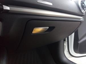 Audi A3 Limousine 1.5 TFSI 16V Sloopvoertuig (2019, Wit)