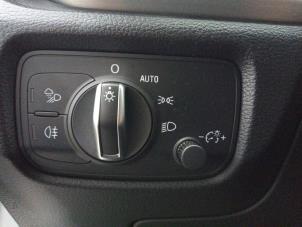 Audi A3 Limousine 1.5 TFSI 16V Sloopvoertuig (2019, Wit)