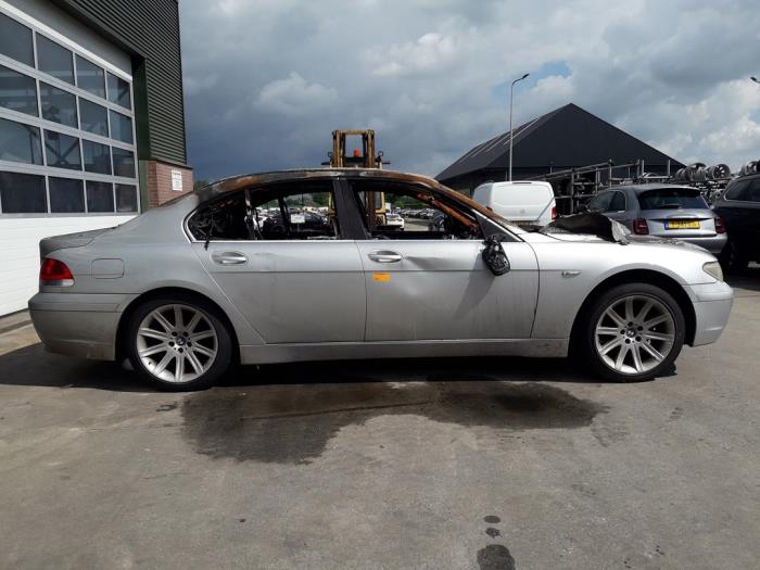 BMW 7 serie 745i,Li 4.4 V8 32V Sloopvoertuig (2002, Grijs)
