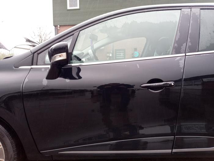 Renault Clio IV 1.5 dCi 90 FAP Sloopvoertuig (2015, Zwart)