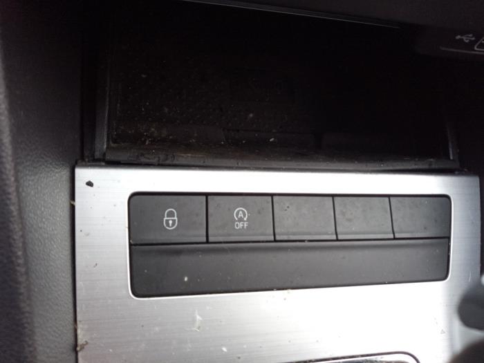 Skoda Octavia Combi 1.5 TSI Evo 16V Sloopvoertuig (2020, Grijs)