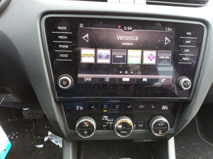 Skoda Octavia Combi 1.5 TSI Evo 16V Sloopvoertuig (2020, Grijs)