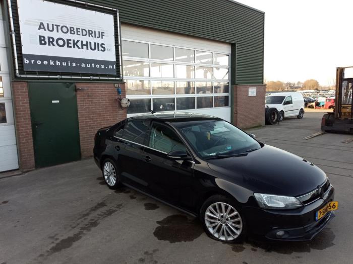 Volkswagen Jetta IV 1.4 TSI Hybrid 16V Sloopvoertuig (2013, Zwart)