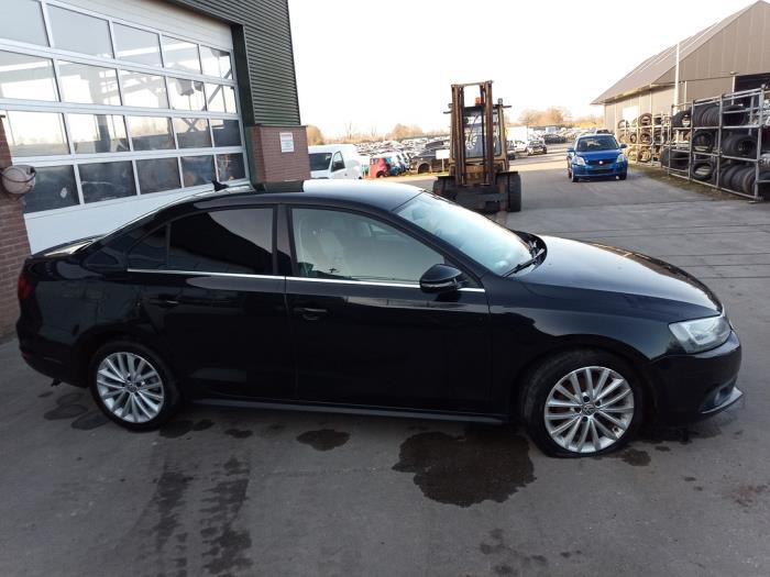 Volkswagen Jetta IV 1.4 TSI Hybrid 16V Sloopvoertuig (2013, Zwart)