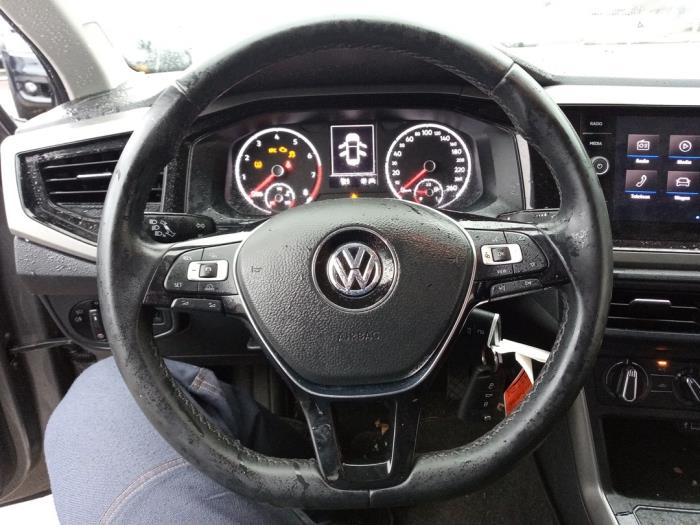 Volkswagen Polo VI 1.0 TSI 12V Sloopvoertuig (2019, Grijs)