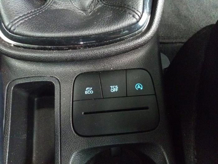Ford Fiesta 7 1.1 Ti-VCT 12V 85 Sloopvoertuig (2018, Zwart)