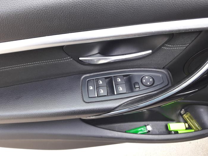 BMW 3 serie 320d 2.0 16V EfficientDynamicsEdition Sloopvoertuig (2017, Zwart)