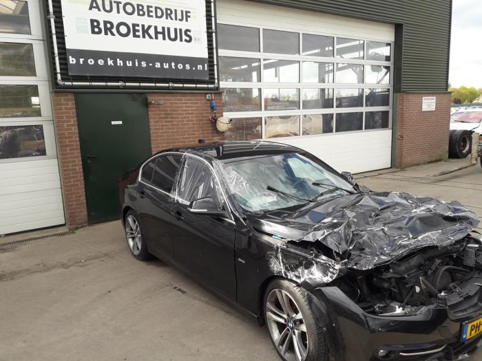 BMW 3 serie 320d 2.0 16V EfficientDynamicsEdition Sloopvoertuig (2017, Zwart)