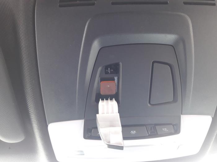 BMW 3 serie 320d 2.0 16V EfficientDynamicsEdition Sloopvoertuig (2017, Zwart)