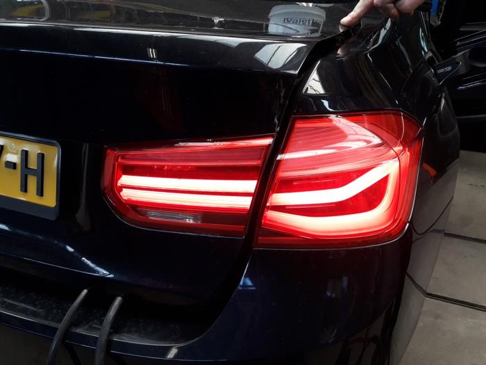 BMW 3 serie 320d 2.0 16V EfficientDynamicsEdition Sloopvoertuig (2017, Zwart)