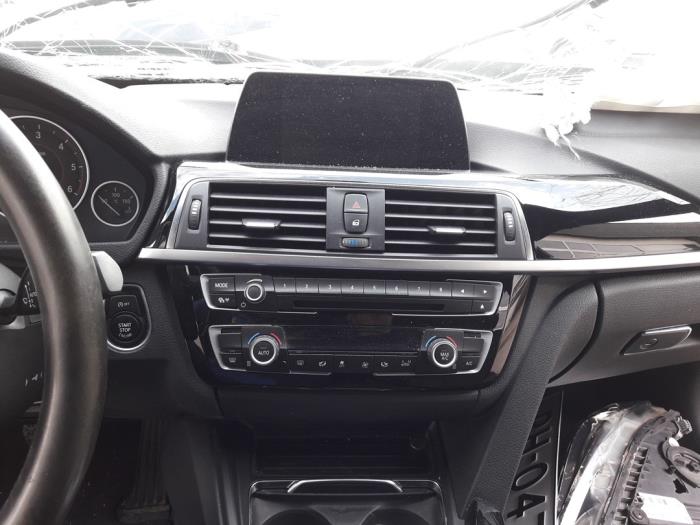 BMW 3 serie 320d 2.0 16V EfficientDynamicsEdition Sloopvoertuig (2017, Zwart)