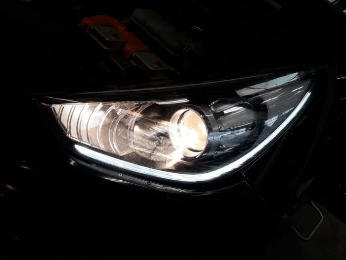 Kia Niro I 1.6 GDI Hybrid Sloopvoertuig (2018, Blauw)