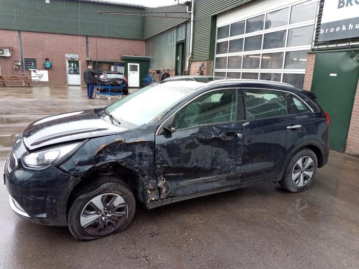 Kia Niro I 1.6 GDI Hybrid Sloopvoertuig (2018, Blauw)
