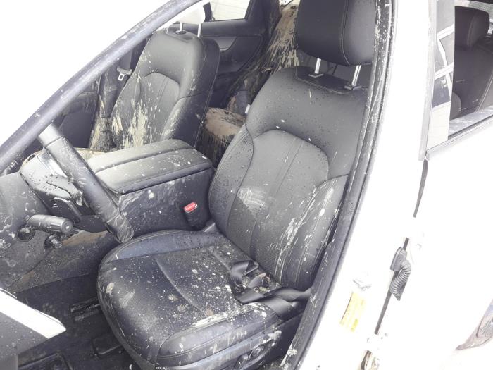 Mazda CX-60 2.5 e-SkyActiv PHEV Sloopvoertuig (2023, Wit)