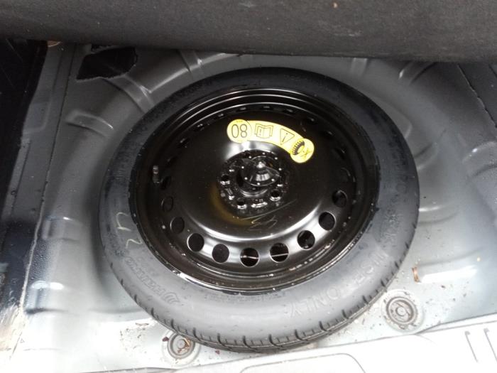 Ford Focus 4 Wagon 1.0 Ti-VCT EcoBoost 12V 125 Sloopvoertuig (2020, Blauw)