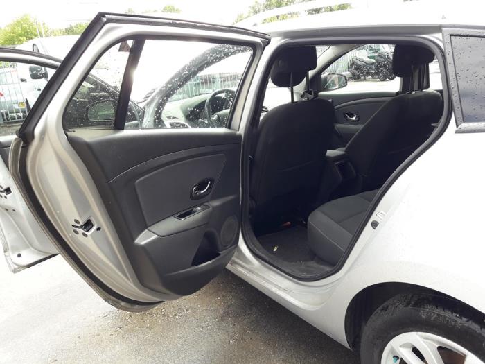 Renault Megane III Grandtour 1.5 dCi 110 Sloopvoertuig (2014, Grijs)