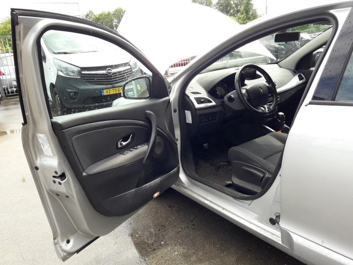 Renault Megane III Grandtour 1.5 dCi 110 Sloopvoertuig (2014, Grijs)