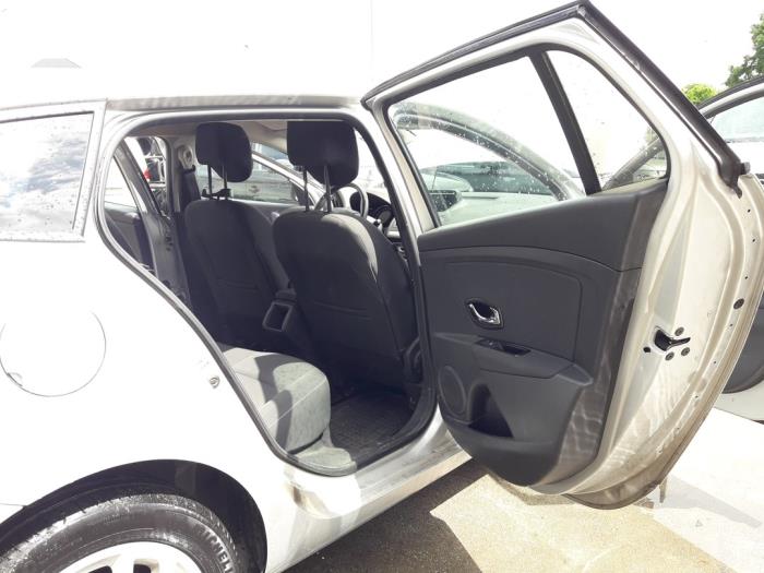 Renault Megane III Grandtour 1.5 dCi 110 Sloopvoertuig (2014, Grijs)