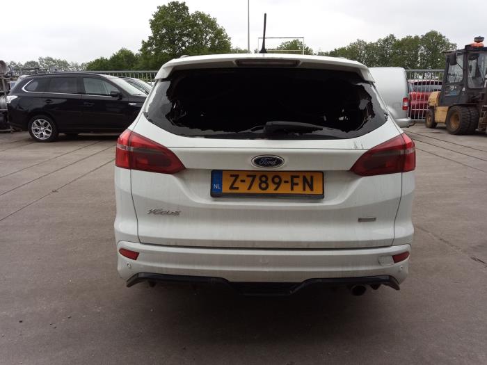 Ford Focus 3 Wagon 1.5 EcoBoost 16V 182 Sloopvoertuig (2018, Wit)