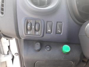 Opel Vivaro 1.6 CDTi BiTurbo 125 Sloopvoertuig (2017, Wit)