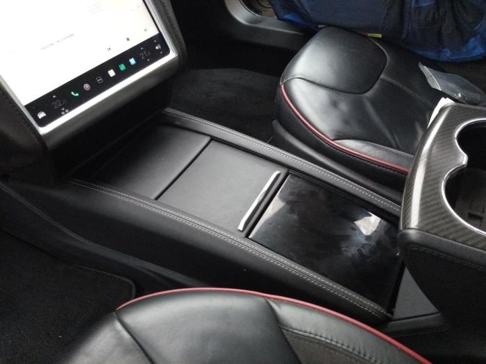 Tesla Model S P85 Sloopvoertuig (2013, Zwart)