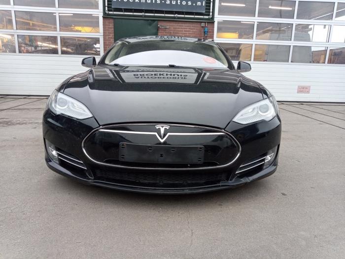 Tesla Model S P85 Sloopvoertuig (2013, Zwart)