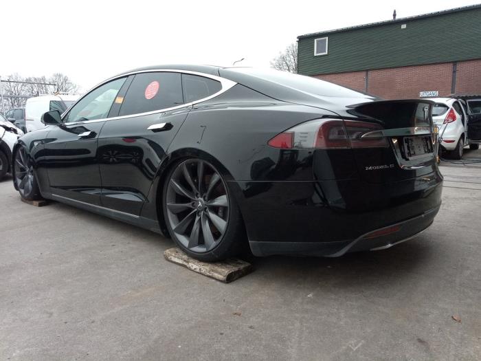 Tesla Model S P85 Sloopvoertuig (2013, Zwart)