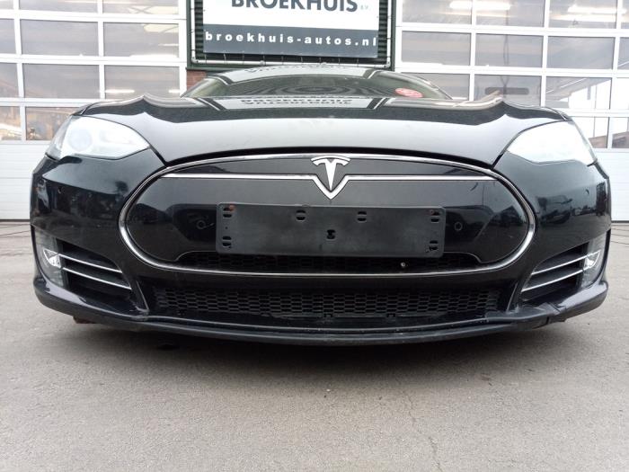 Tesla Model S P85 Sloopvoertuig (2013, Zwart)