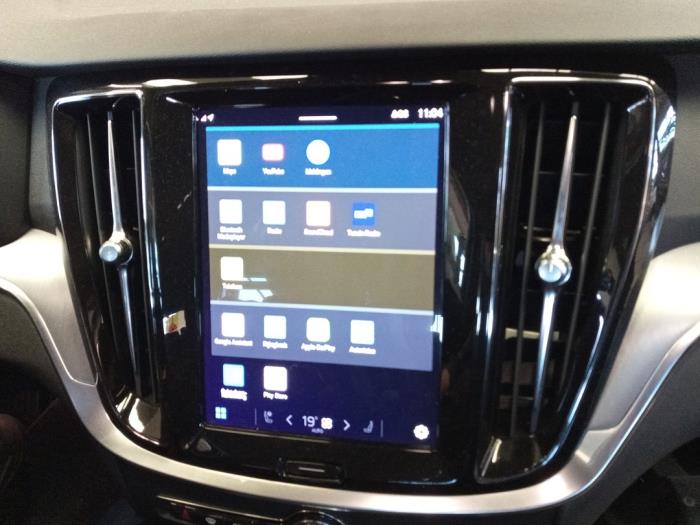 Volvo V60 II 2.0 B3 16V Mild Hybrid Sloopvoertuig (2022, Zwart)