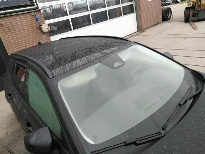 Volvo V60 II 2.0 B3 16V Mild Hybrid Sloopvoertuig (2022, Zwart)