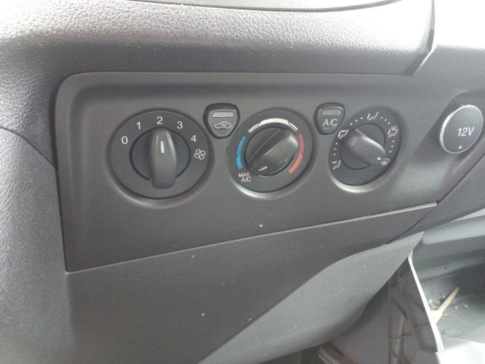 Ford Transit Custom 2.0 TDCi 16V Eco Blue 105 Sloopvoertuig (2018, Wit)