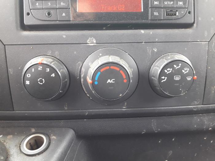 Renault Master III 2.3 dCi 135 16V FWD Sloopvoertuig (2015, RVS, Staal, Geel)