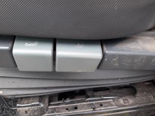 Renault Master III 2.3 dCi 135 16V FWD Sloopvoertuig (2015, RVS, Staal, Geel)