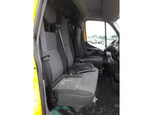 Renault Master III 2.3 dCi 135 16V FWD Sloopvoertuig (2015, RVS, Staal, Geel)