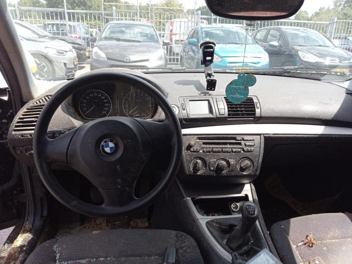 BMW 1 serie 116i 1.6 16V Sloopvoertuig (2005, Zwart)