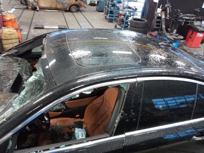 BMW 5 serie 530e iPerformance Sloopvoertuig (2018, Zwart)