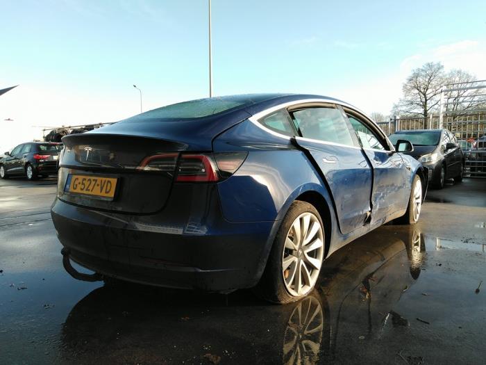 Tesla Model 3 Long Range AWD 75 kWh Sloopvoertuig (2019, Blauw)