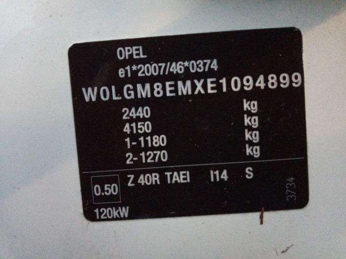 Opel Insignia Sports Tourer 2.0 CDTI 16V 4x4 Sloopvoertuig (2014, Wit)